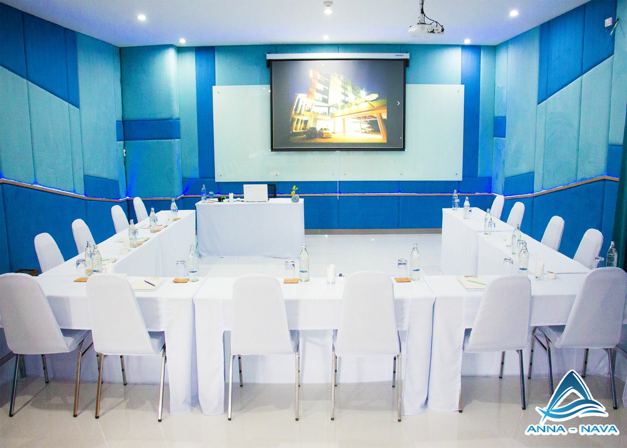 Anna-Nava Pakkret Hotel Nonthaburi Bagian luar foto